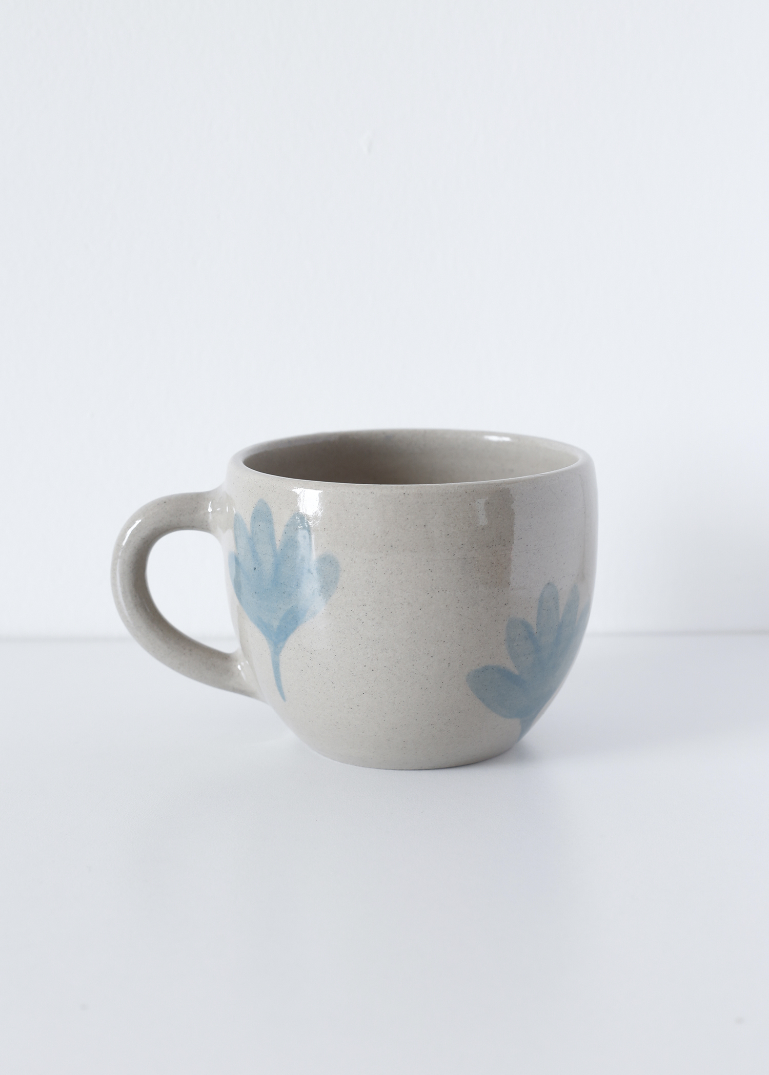 TAZA FLORES. BRISA